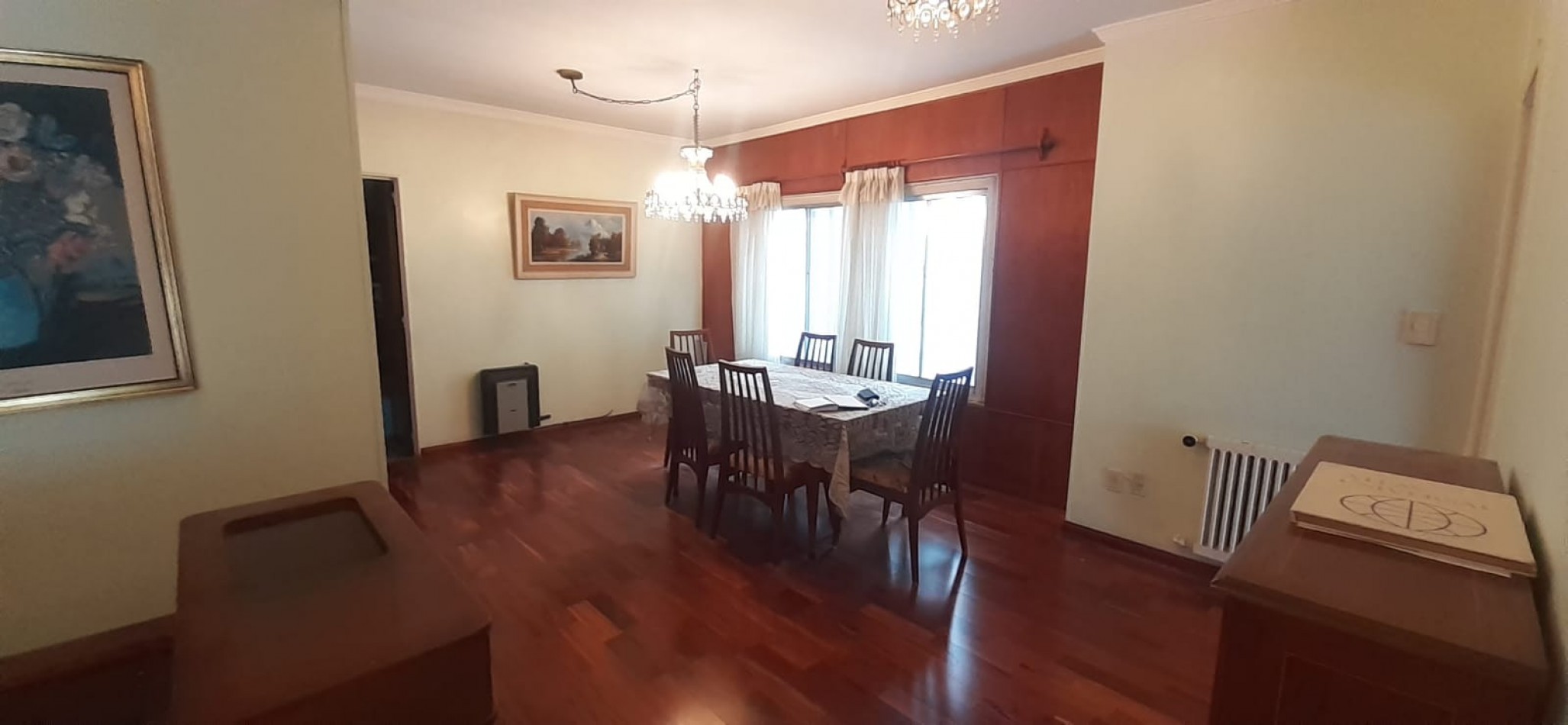 DEPARTAMENTO EN BV. OROÑO CON PATIO EXCLUSIVO Y COCHERA