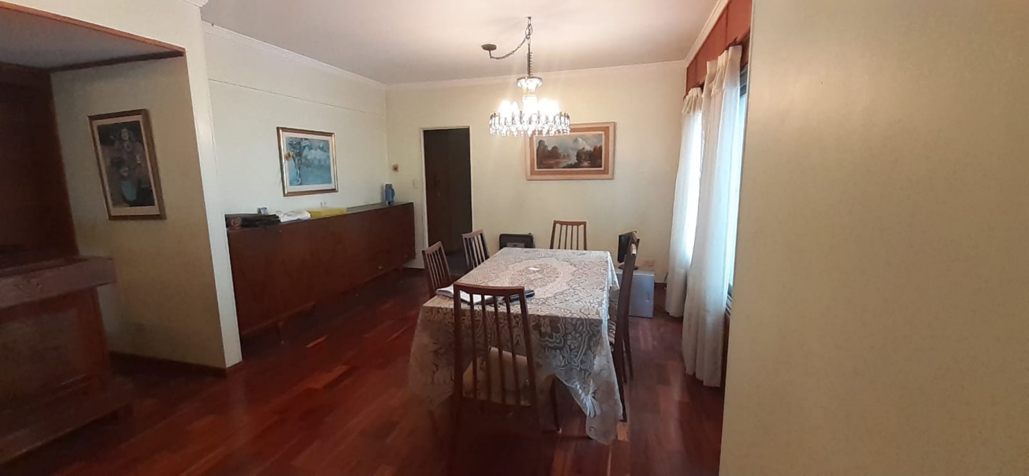 DEPARTAMENTO EN BV. OROÑO CON PATIO EXCLUSIVO Y COCHERA