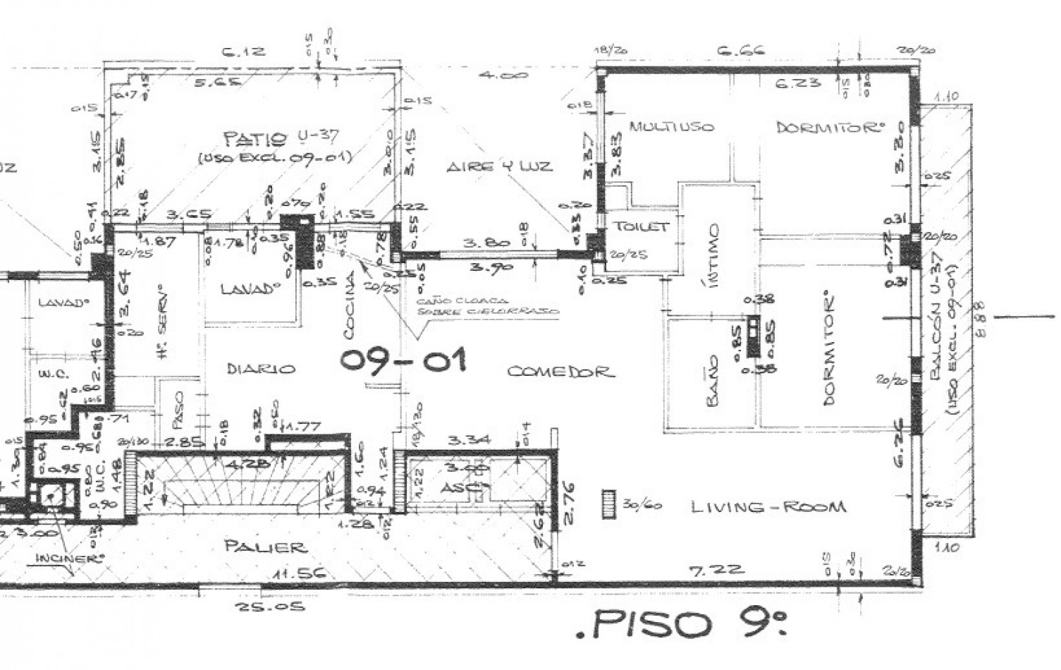 DEPARTAMENTO EN BV. OROÑO CON PATIO EXCLUSIVO Y COCHERA